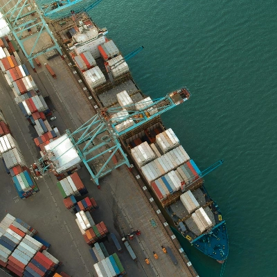 international shipping containers