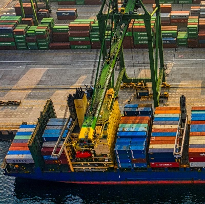 international shipping containers